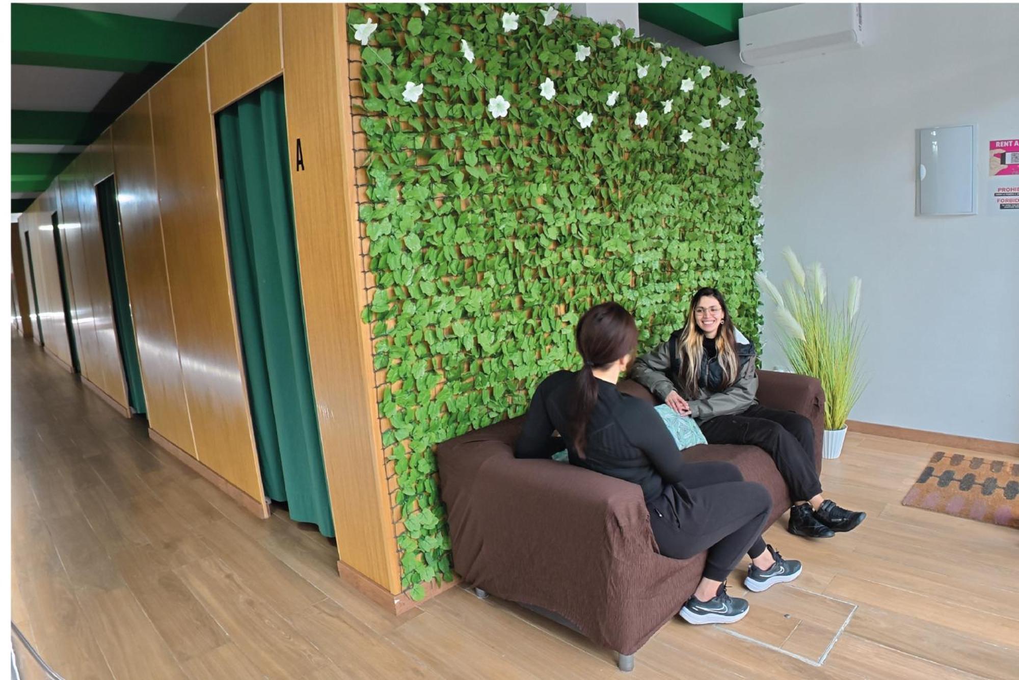 Aiora Hostel Walencja Zewnętrze zdjęcie